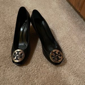 Black leatherTory Burch wedge heels!